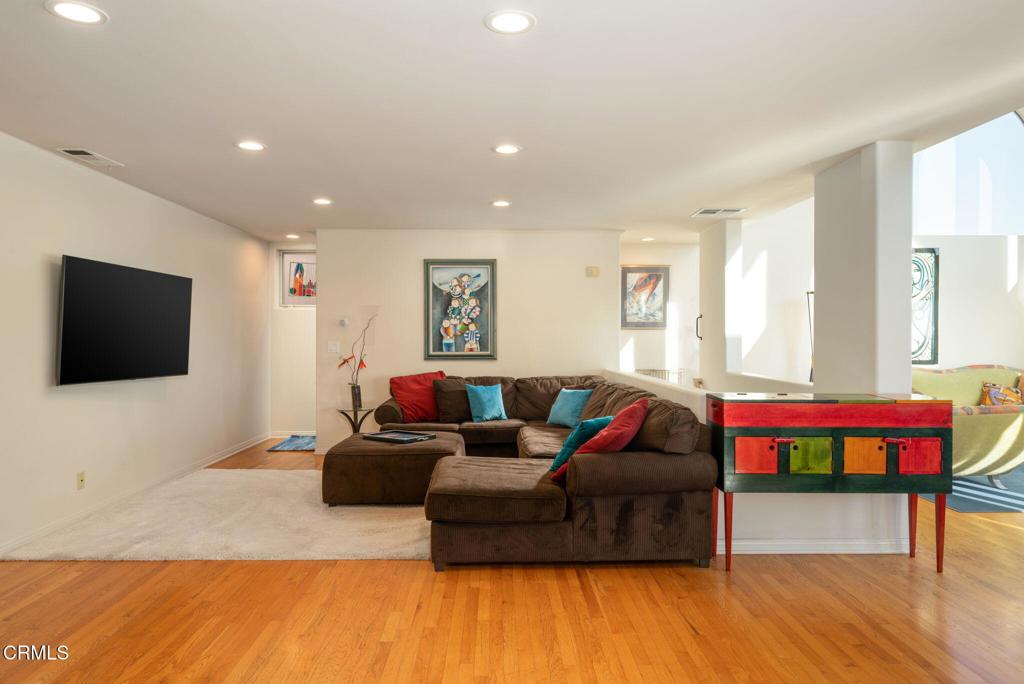 1401 GREENOCK Lane