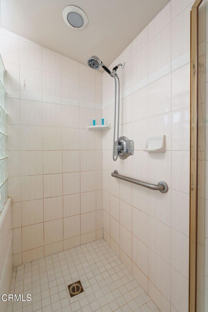 1401 GREENOCK Lane