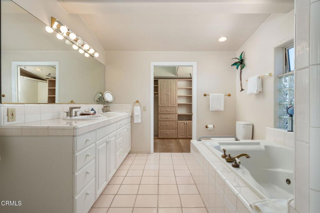 1401 GREENOCK Lane