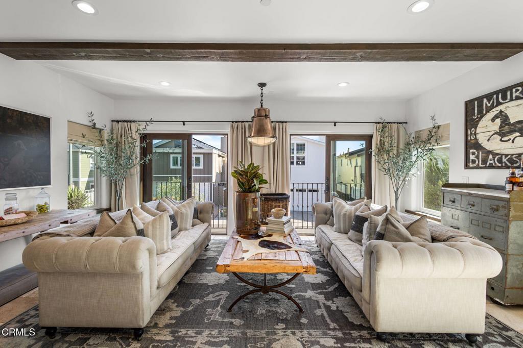 1177 NORWICH Lane