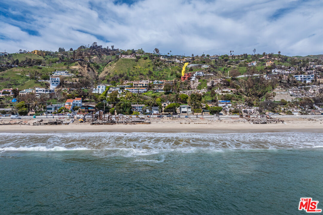 21558 Pacific Coast Hwy