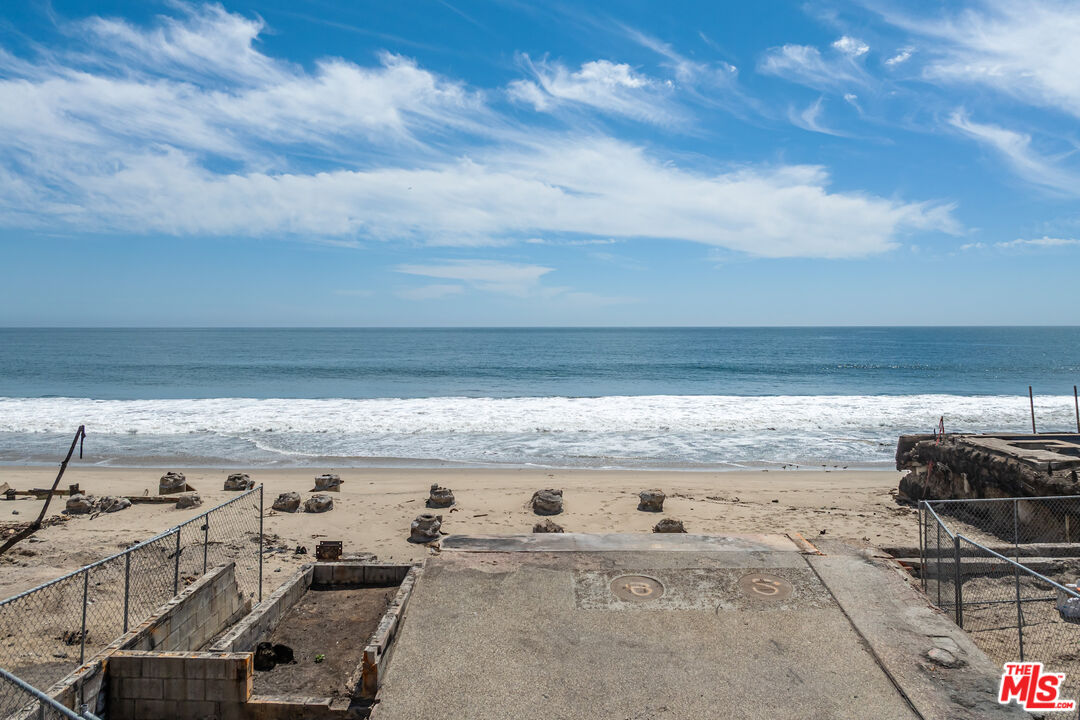 21558 Pacific Coast Hwy
