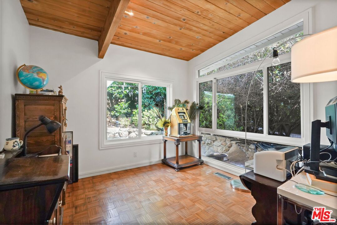 679 Wonder View Dr