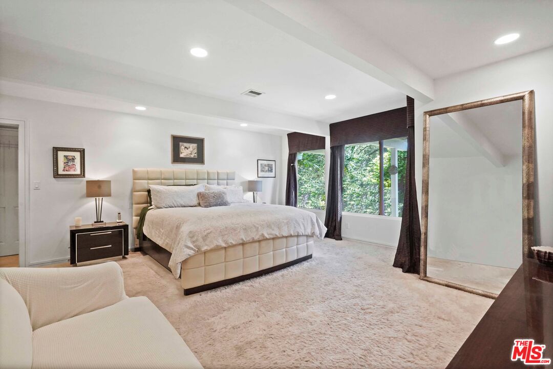 679 Wonder View Dr