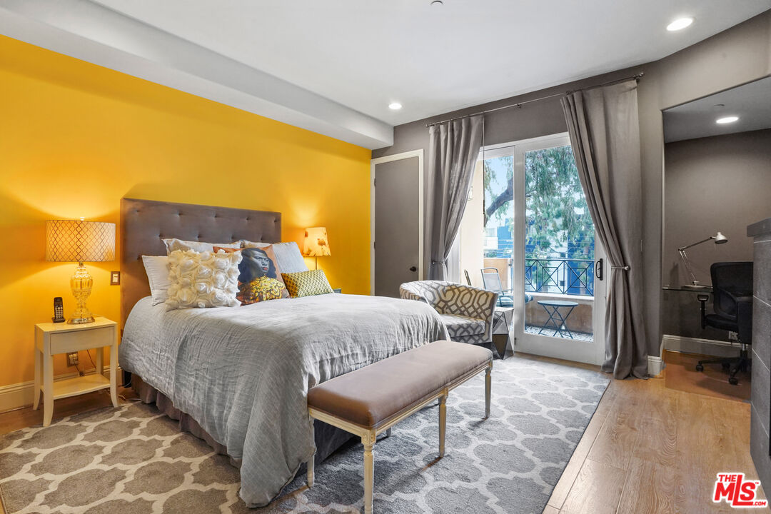 16123 W Sunset Blvd Unit: 202