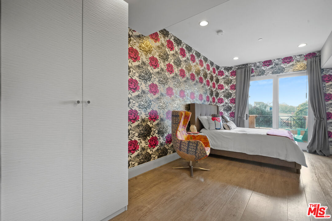 16123 W Sunset Blvd Unit: 202