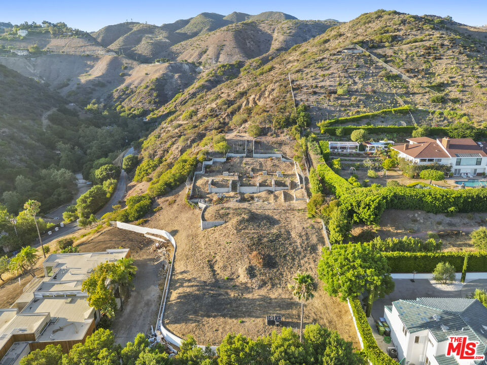 27061 Sea Vista Dr