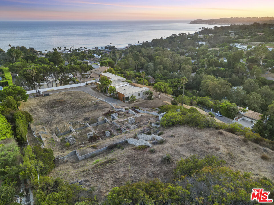 27061 Sea Vista Dr