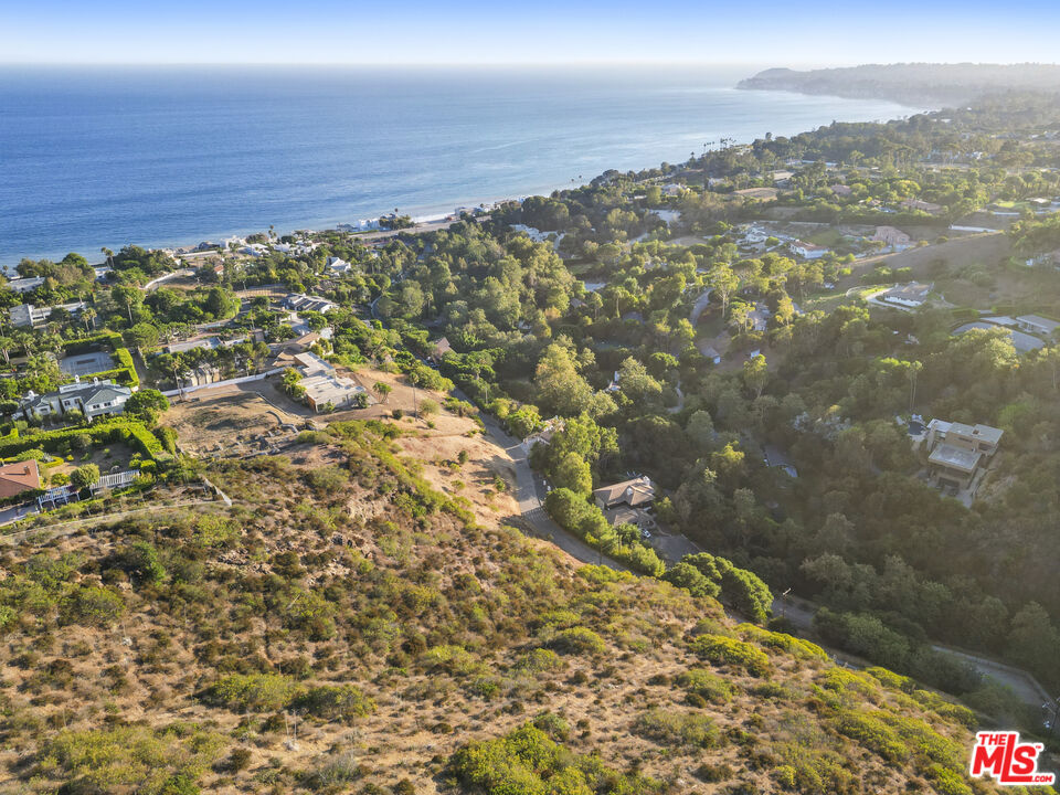 27061 Sea Vista Dr