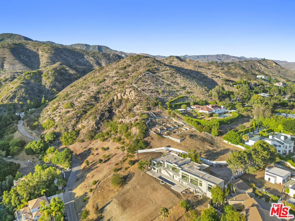 27061 Sea Vista Dr