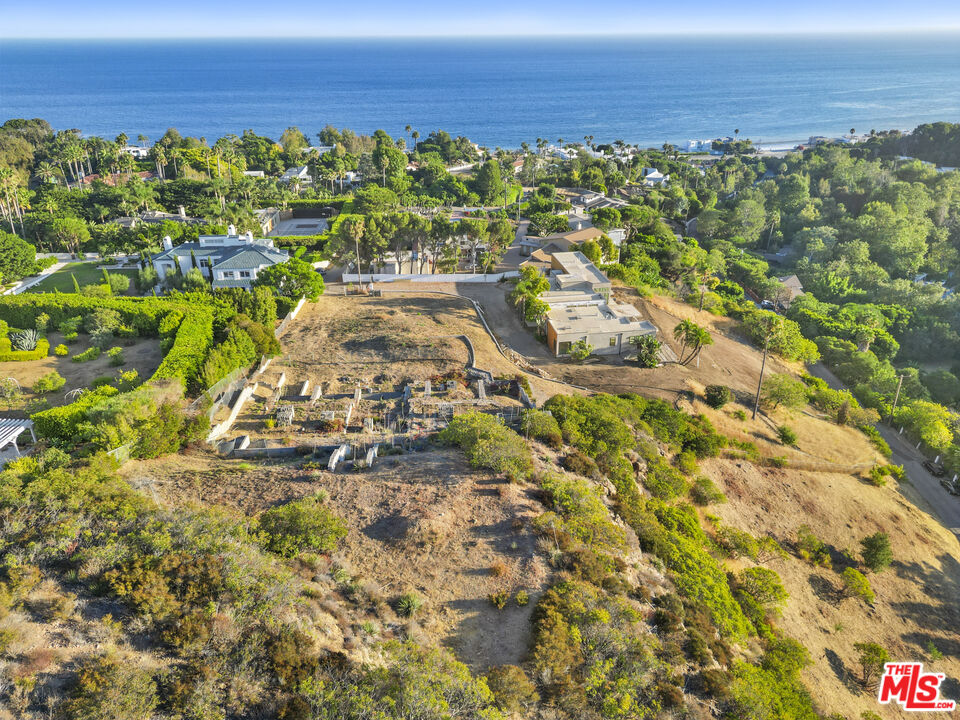 27061 Sea Vista Dr