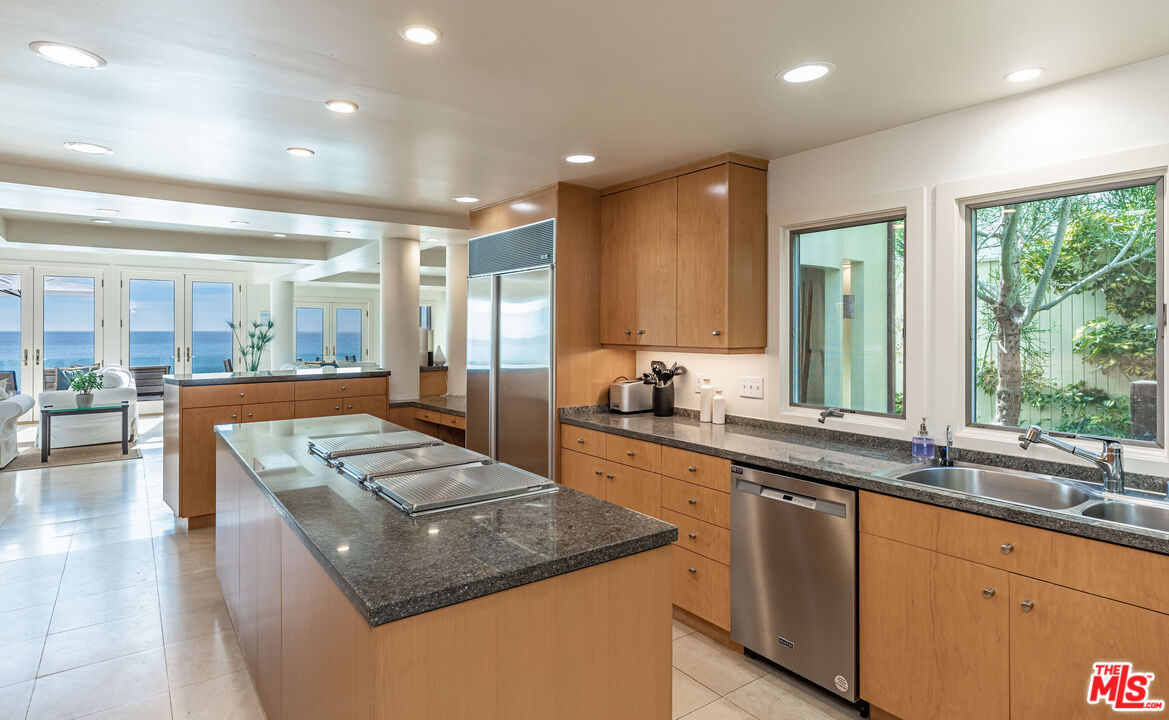24456 Malibu Rd