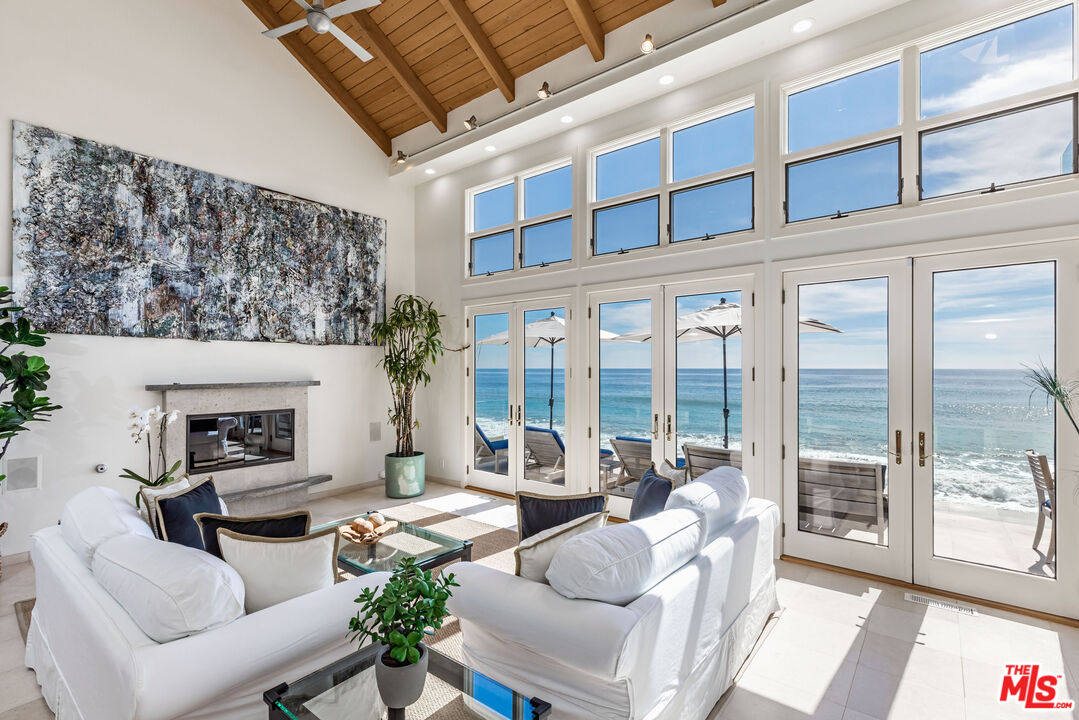 24456 Malibu Rd