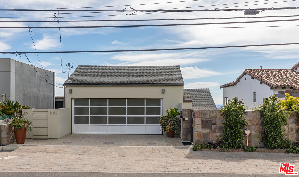 24456 Malibu Rd