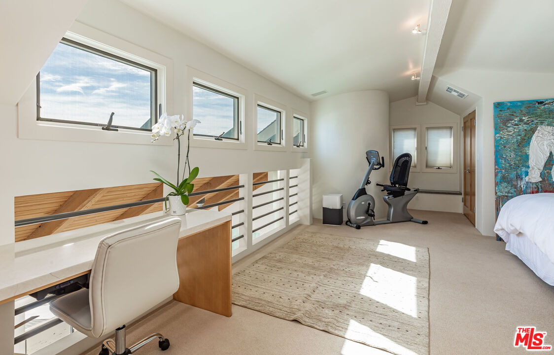 24456 Malibu Rd