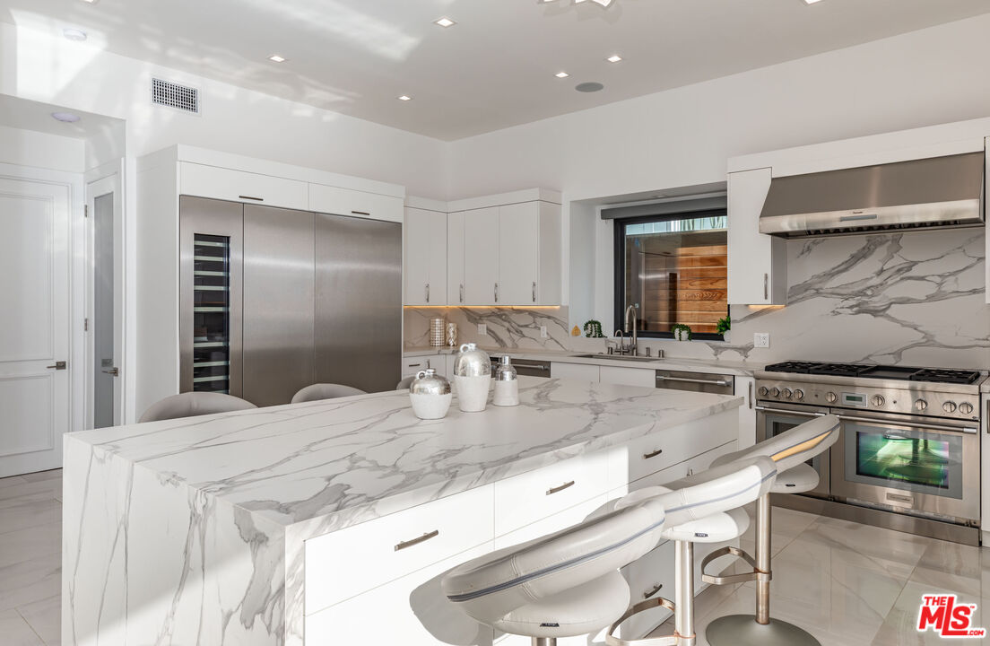 11350 Pacific Coast Hwy