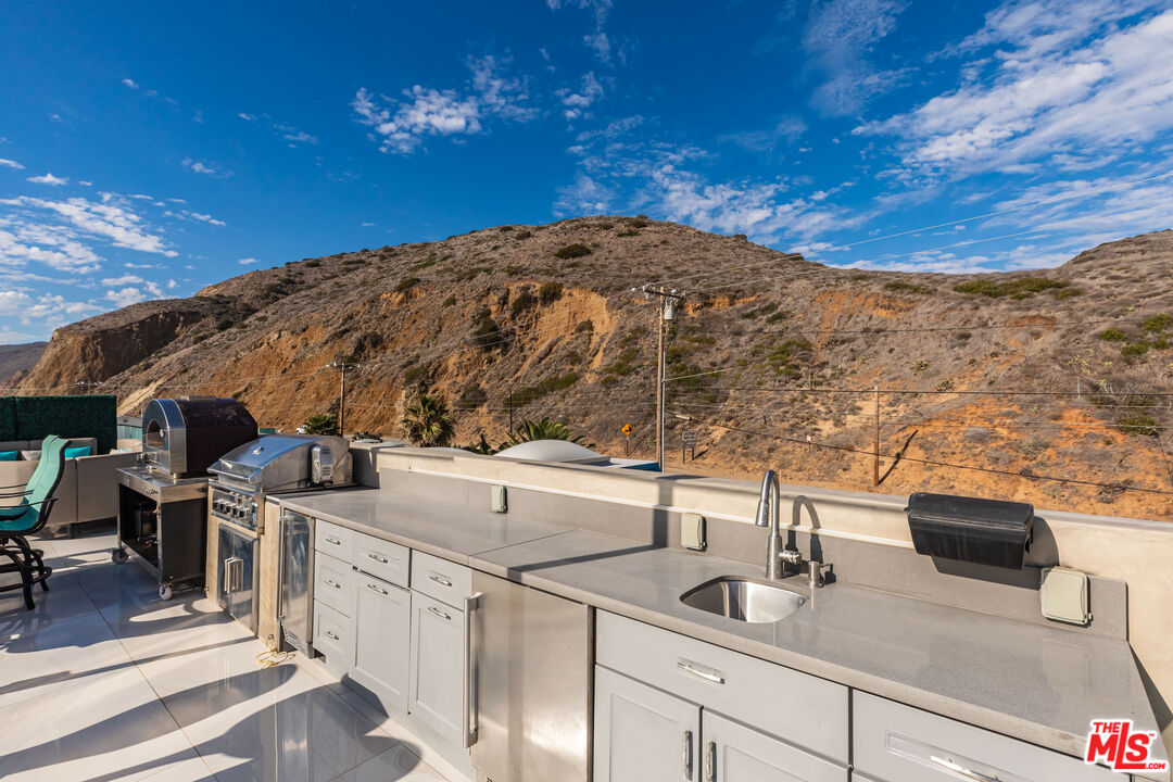 11350 Pacific Coast Hwy