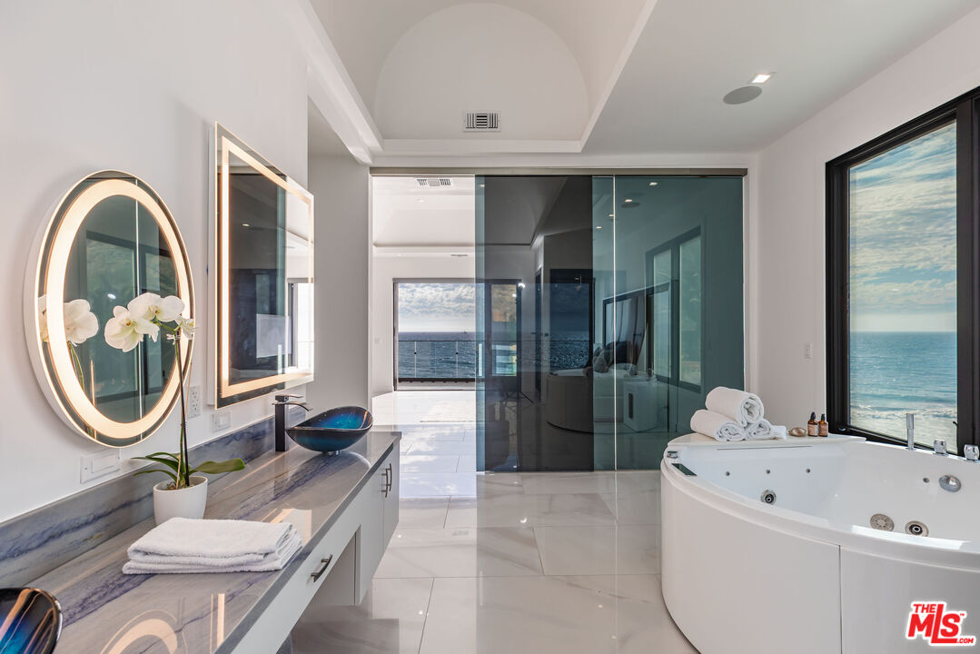 11350 Pacific Coast Hwy