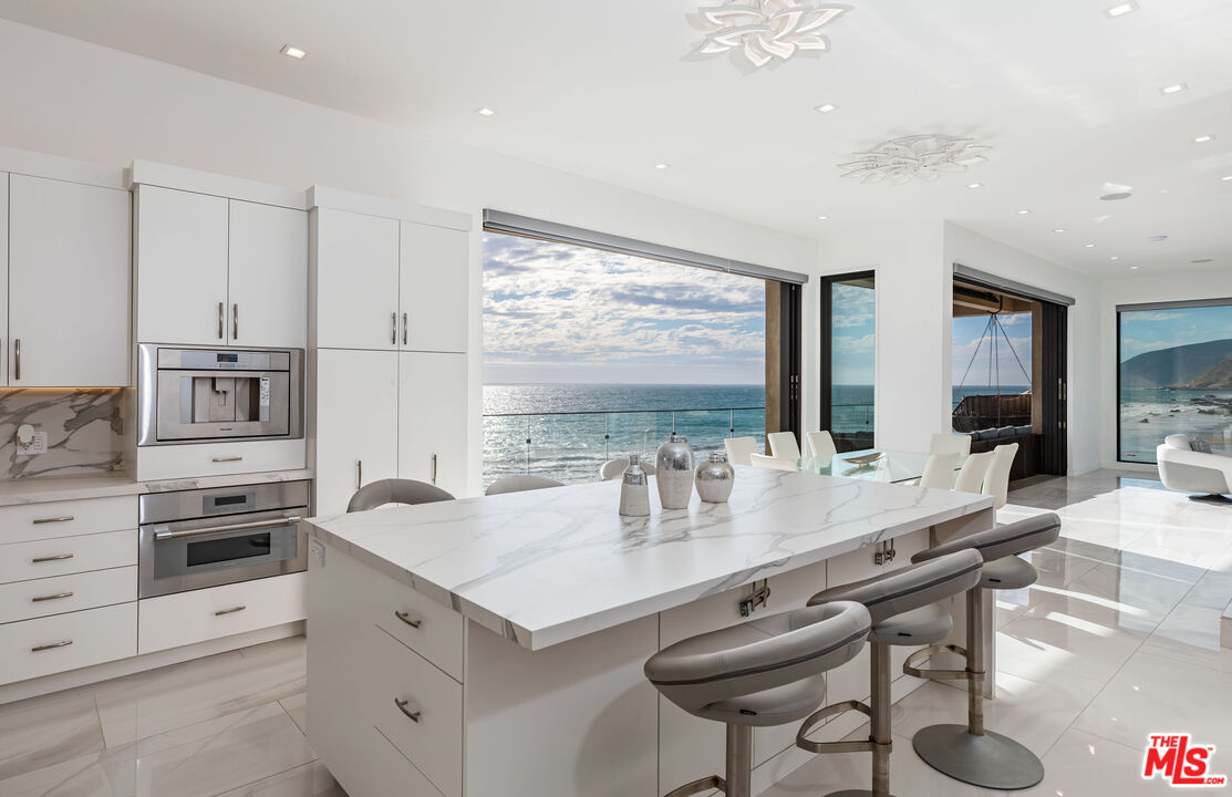 11350 Pacific Coast Hwy