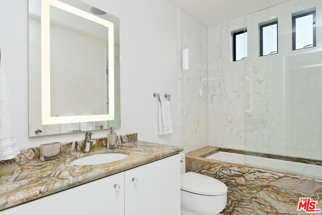 27082 Malibu Cove Colony Dr