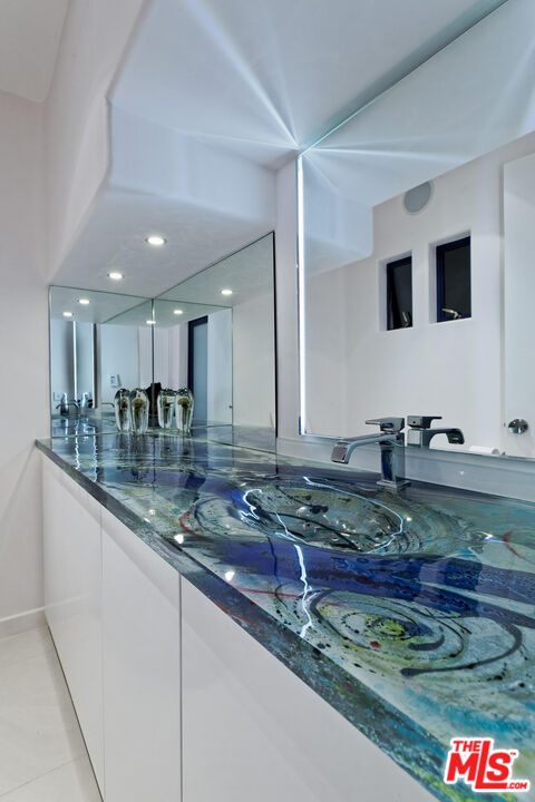 27082 Malibu Cove Colony Dr