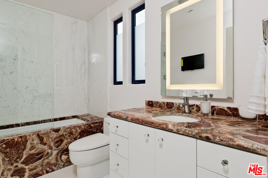 27082 Malibu Cove Colony Dr