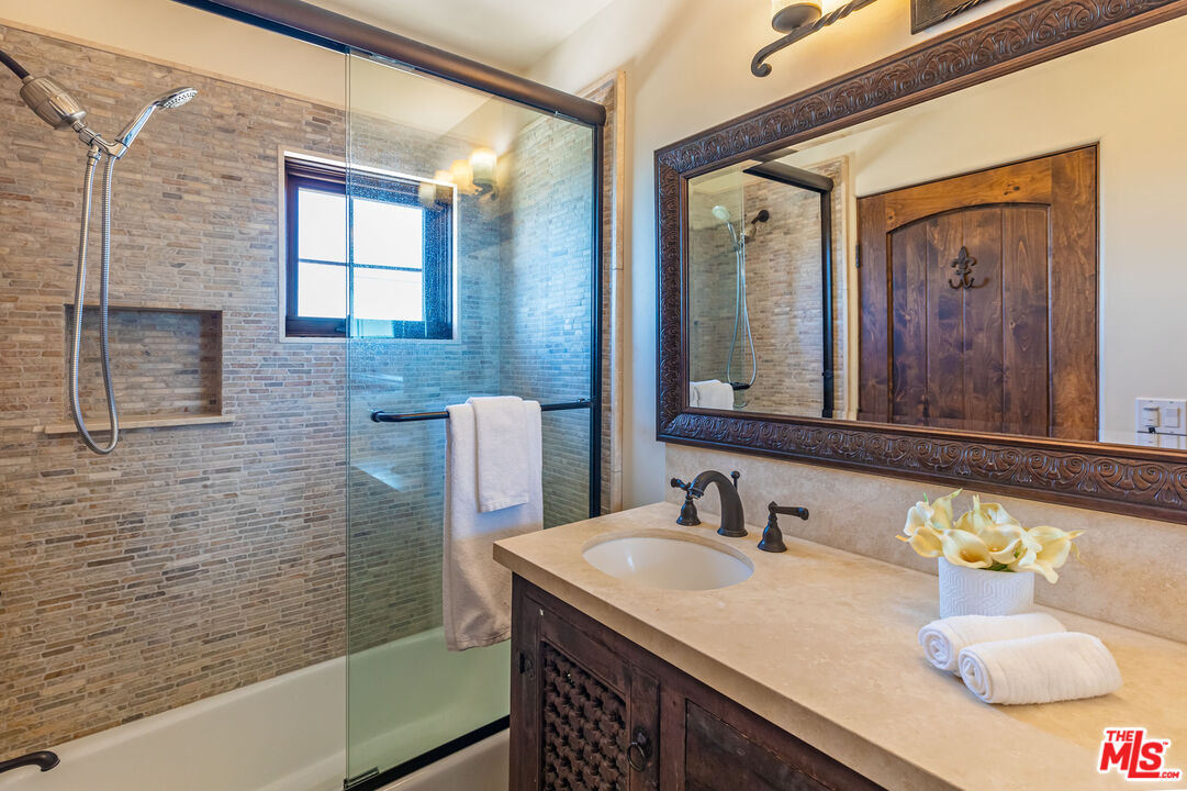 4800 Latigo Canyon Rd