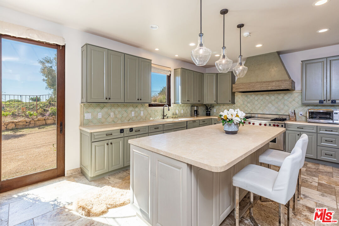 4800 Latigo Canyon Rd