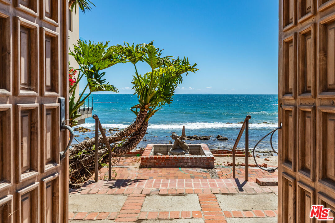 24236 Malibu Rd