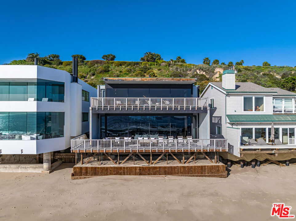 25002 Malibu Rd