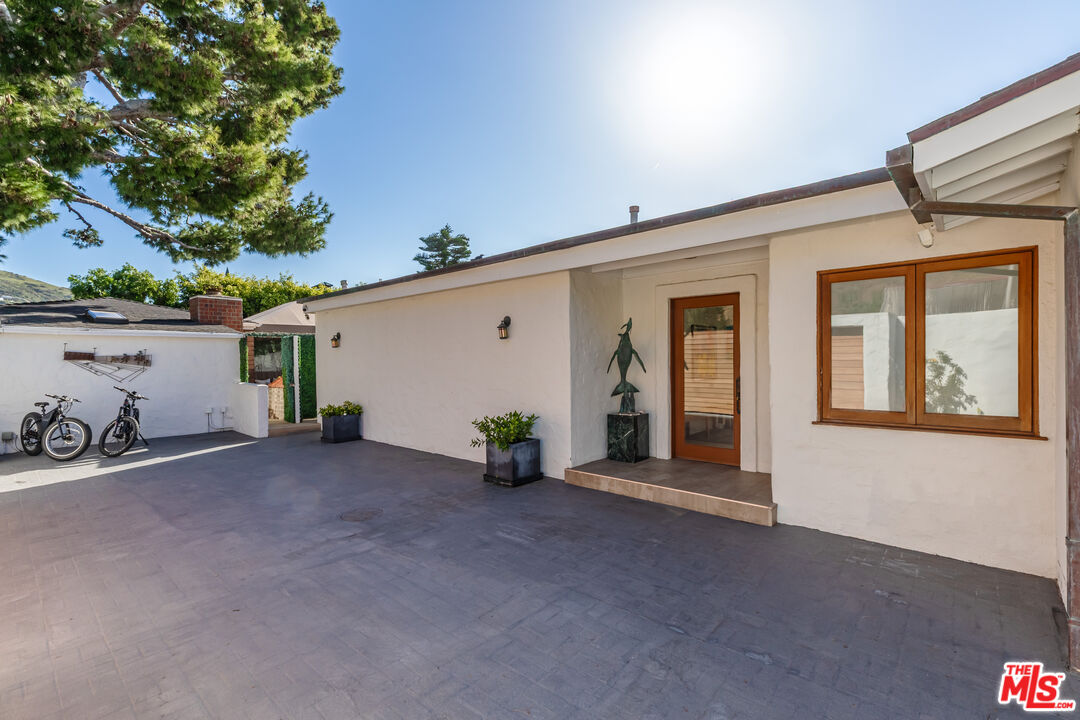 23018 Pacific Coast Hwy