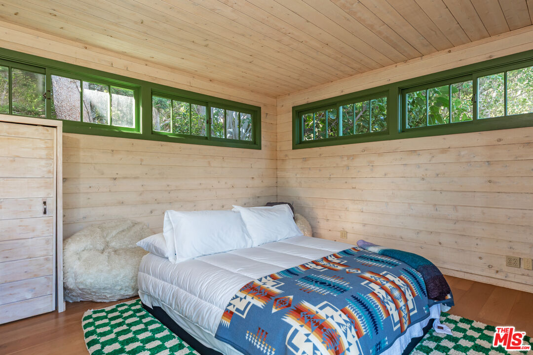 23441 Malibu Colony Rd