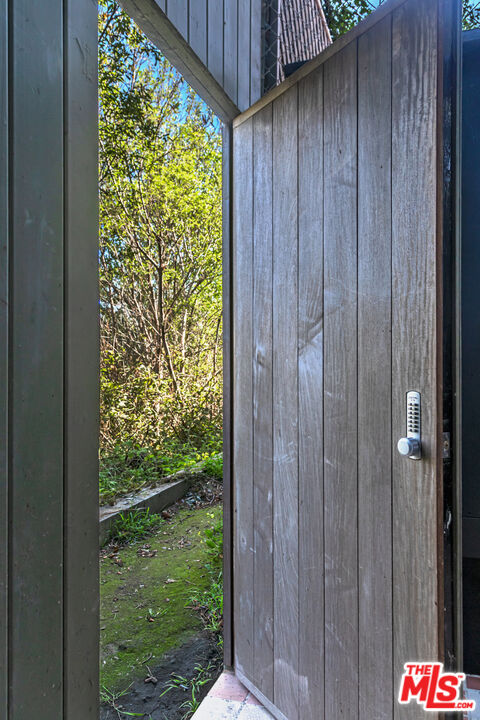 23441 Malibu Colony Rd