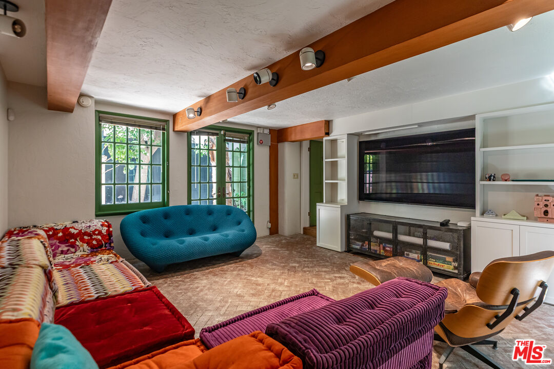 23441 Malibu Colony Rd