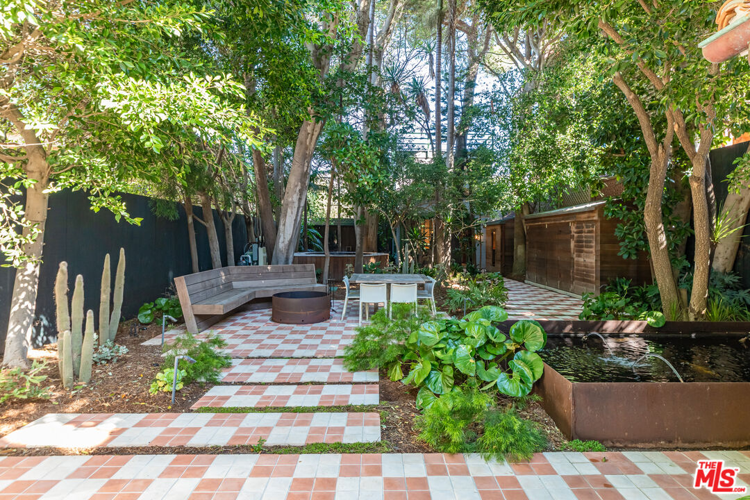 23441 Malibu Colony Rd