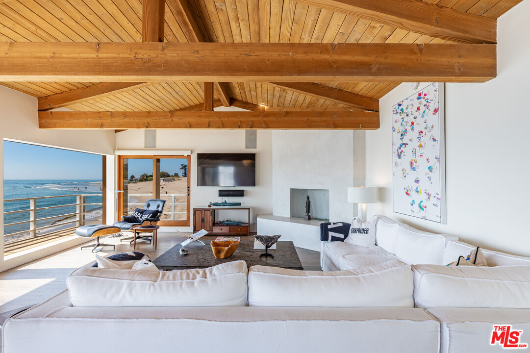 23018 Pacific Coast Hwy