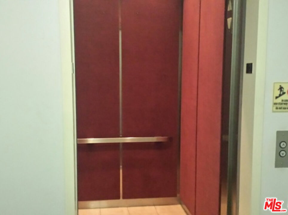 1325 ARIZONA AVE Unit: 201