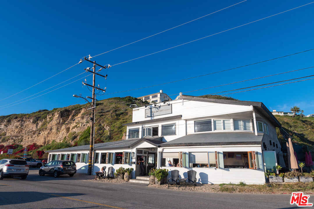 34229 Mulholland Hwy