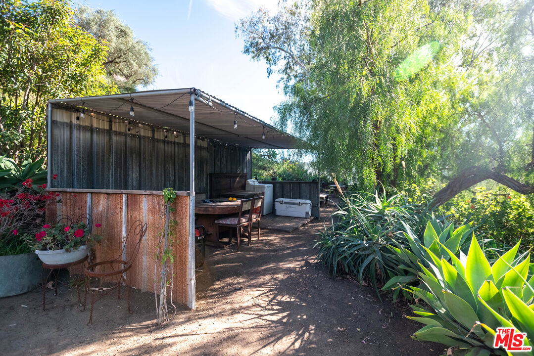 34229 Mulholland Hwy