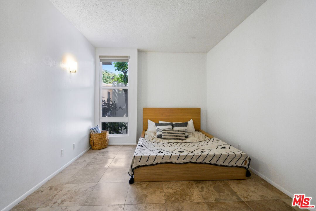23901 CIVIC CENTER WAY Unit: D133