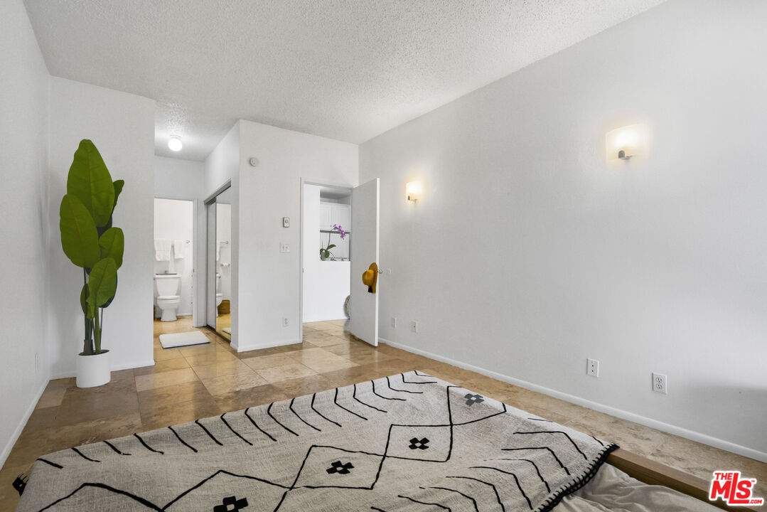 23901 CIVIC CENTER WAY Unit: D133