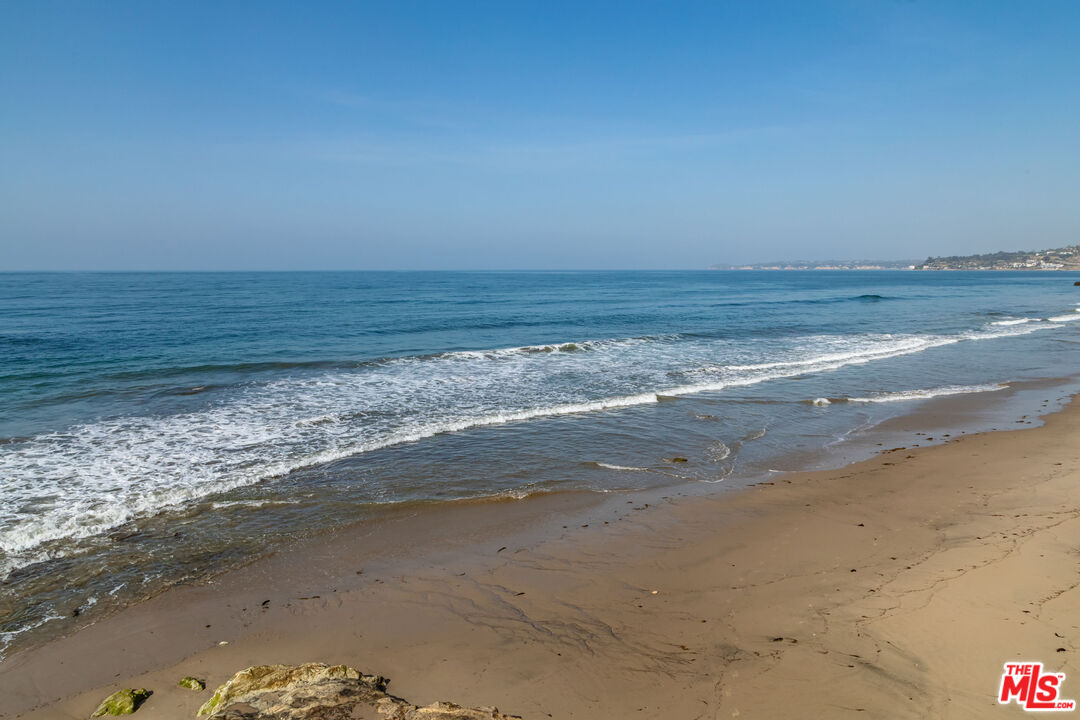 25006 Malibu Rd