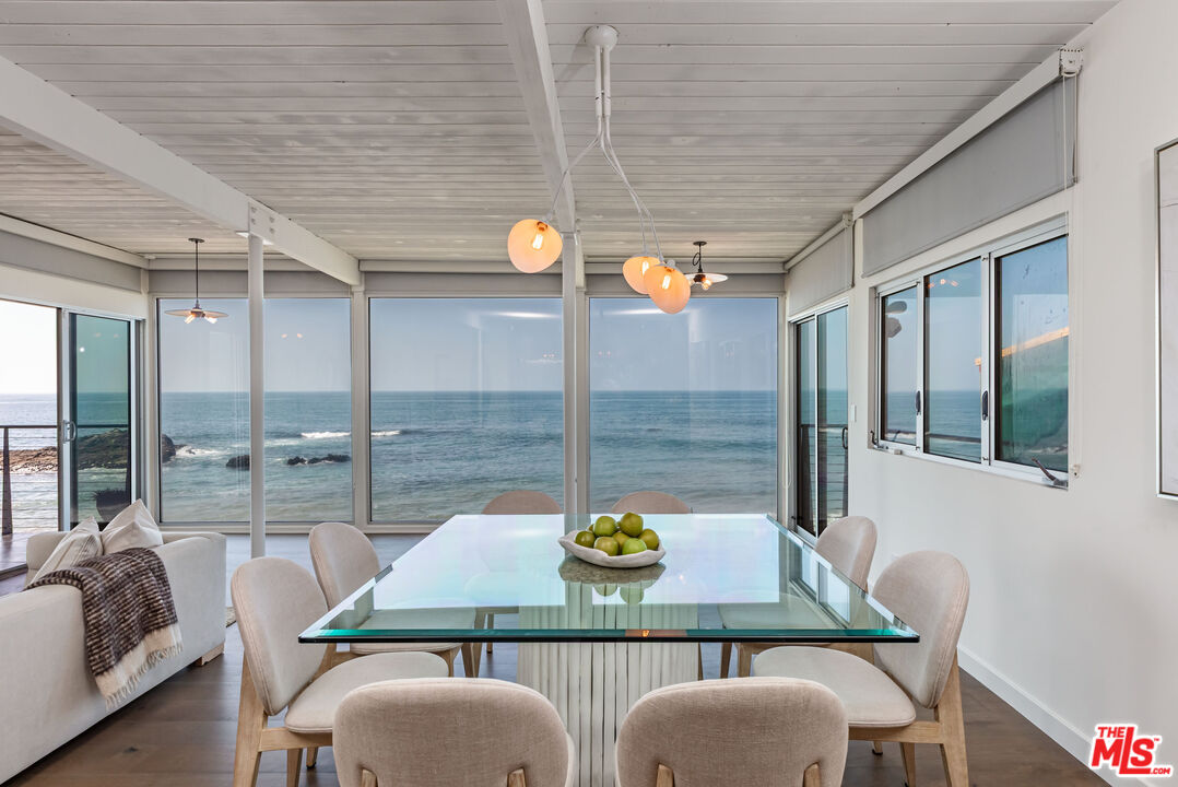 25006 Malibu Rd