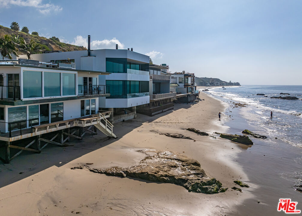 25006 Malibu Rd
