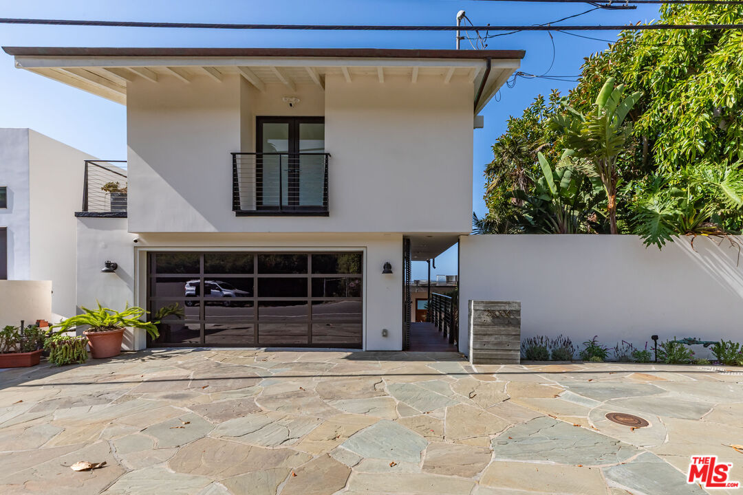 25006 Malibu Rd