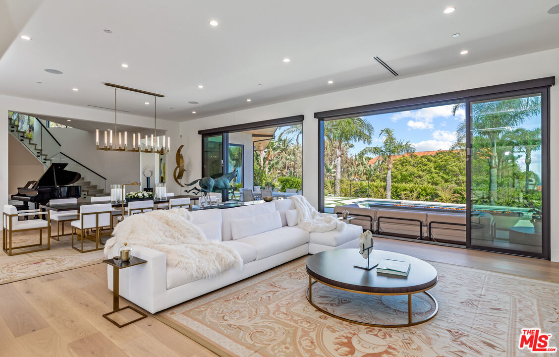 6251 Ramirez Mesa Dr