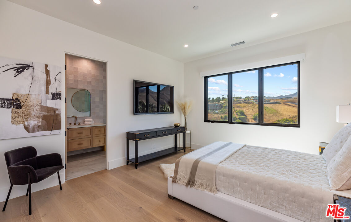6251 Ramirez Mesa Dr