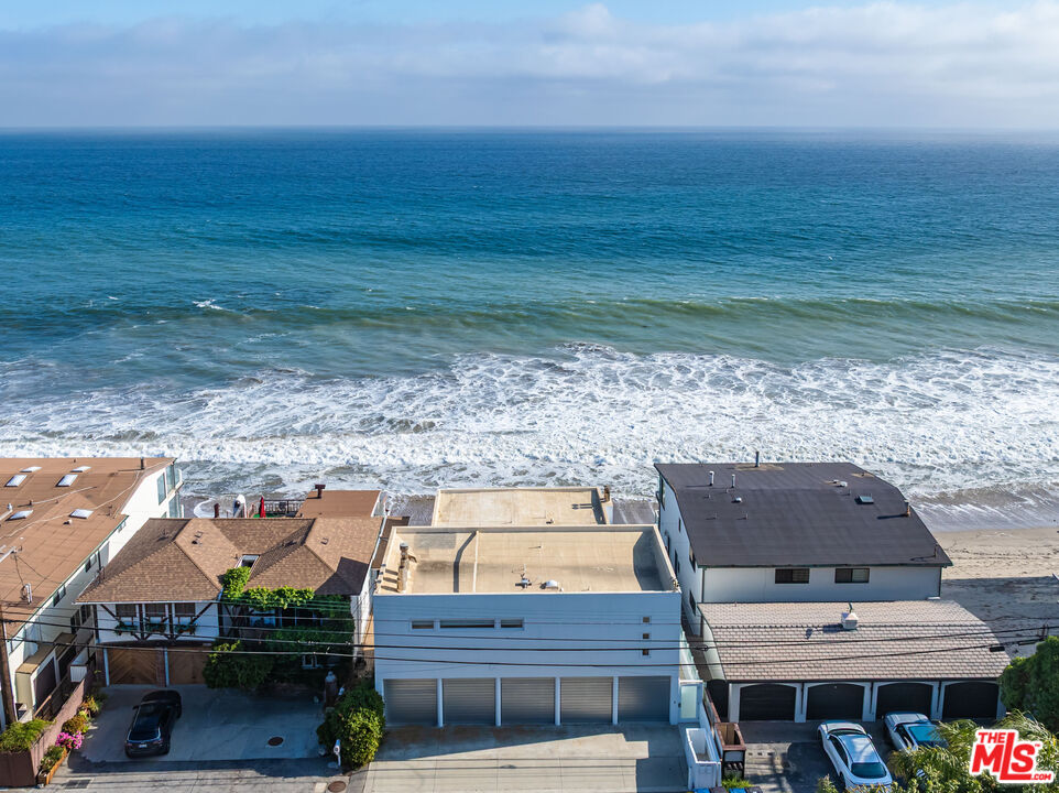 25212 Malibu Rd