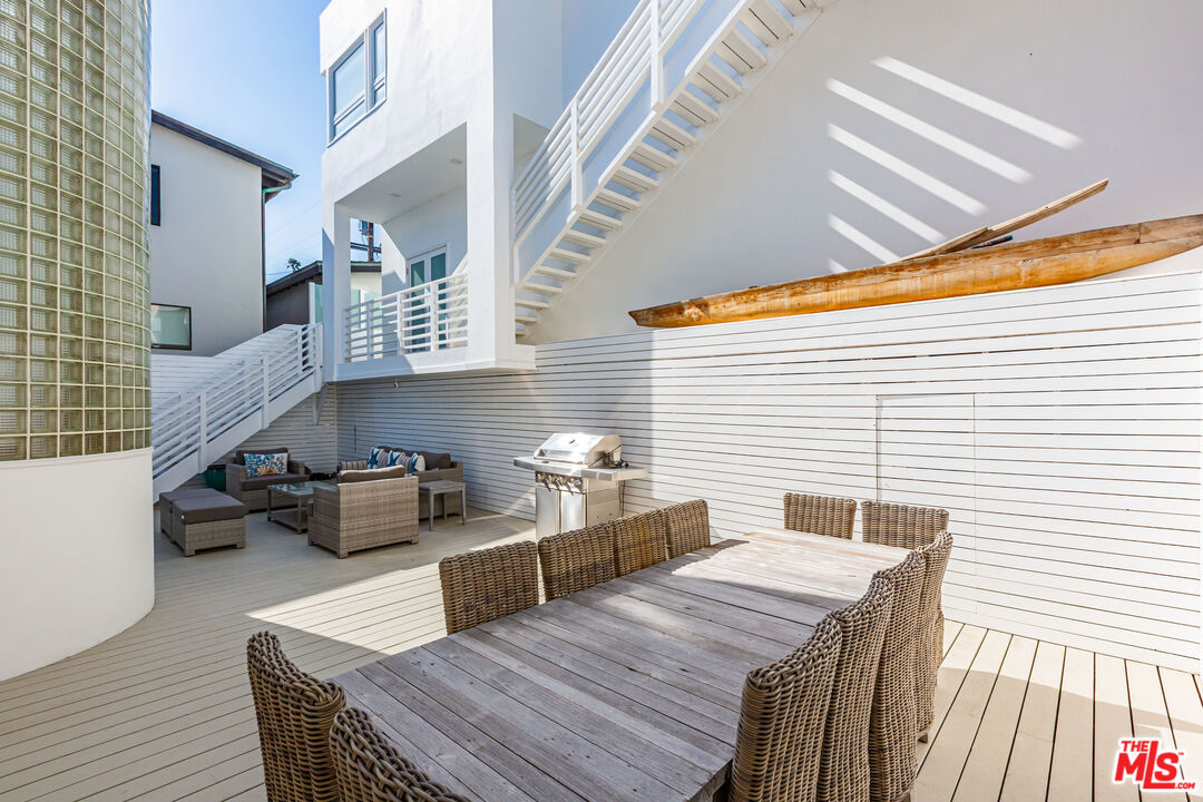 25212 Malibu Rd