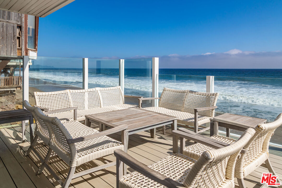 25212 Malibu Rd